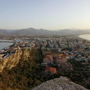 Milazzo: La Porta Delle Eolie Milazzo