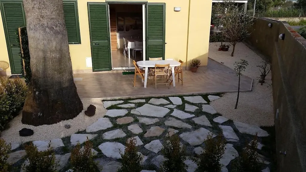 Villa Detached House With Garden Milazzo Casa vacanze